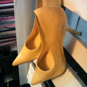 Yellow Stiletto High Hieels
